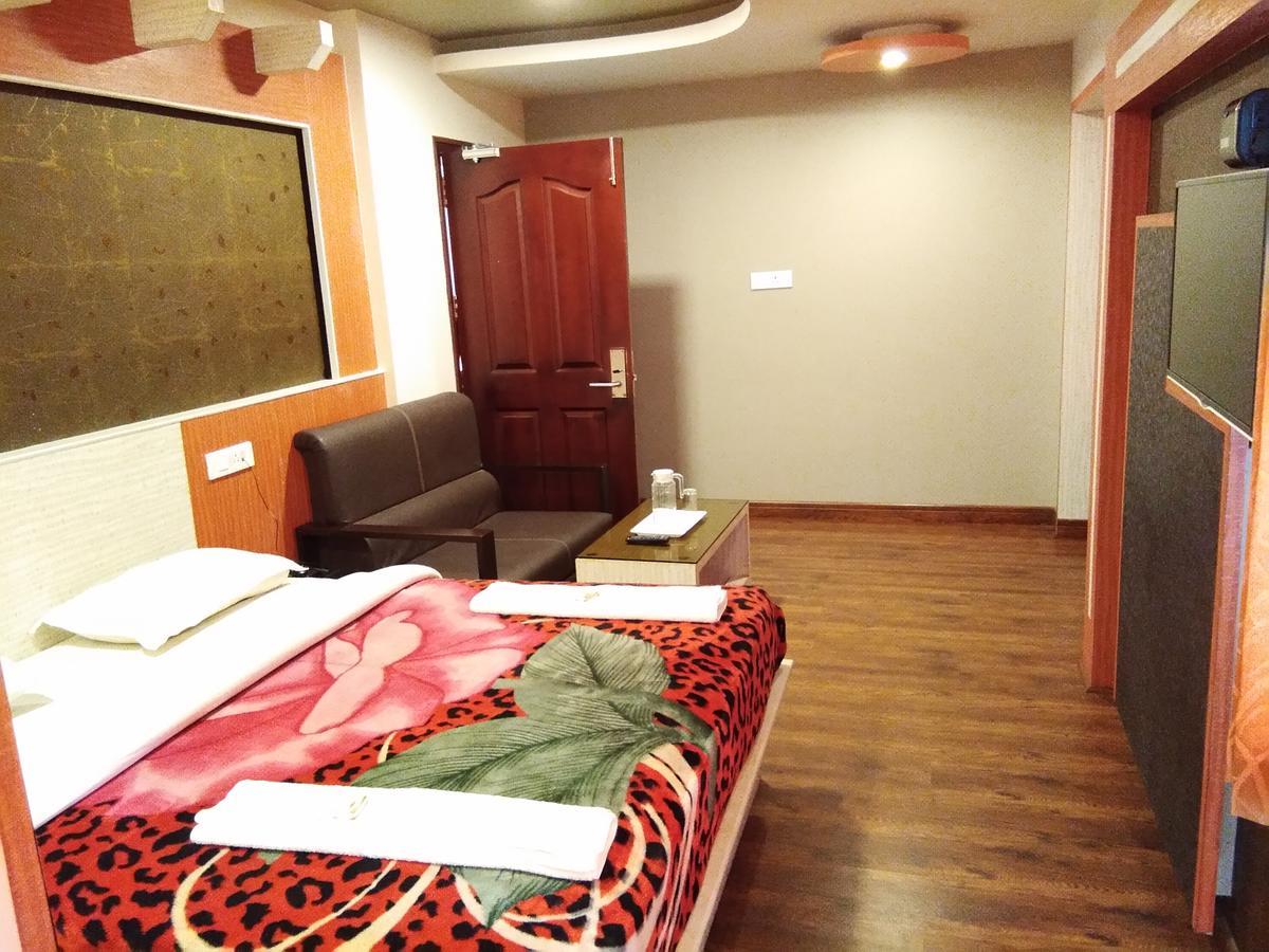 Sarkar Palace 乌提 外观 照片